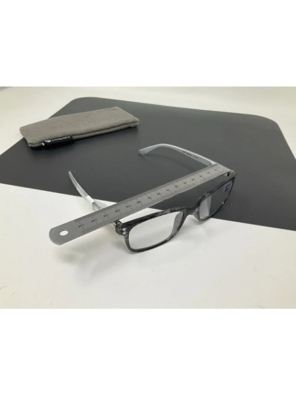 Peepers swank Readers +1.00 in Silver Tortoise Shell w Soft Case reading glasses